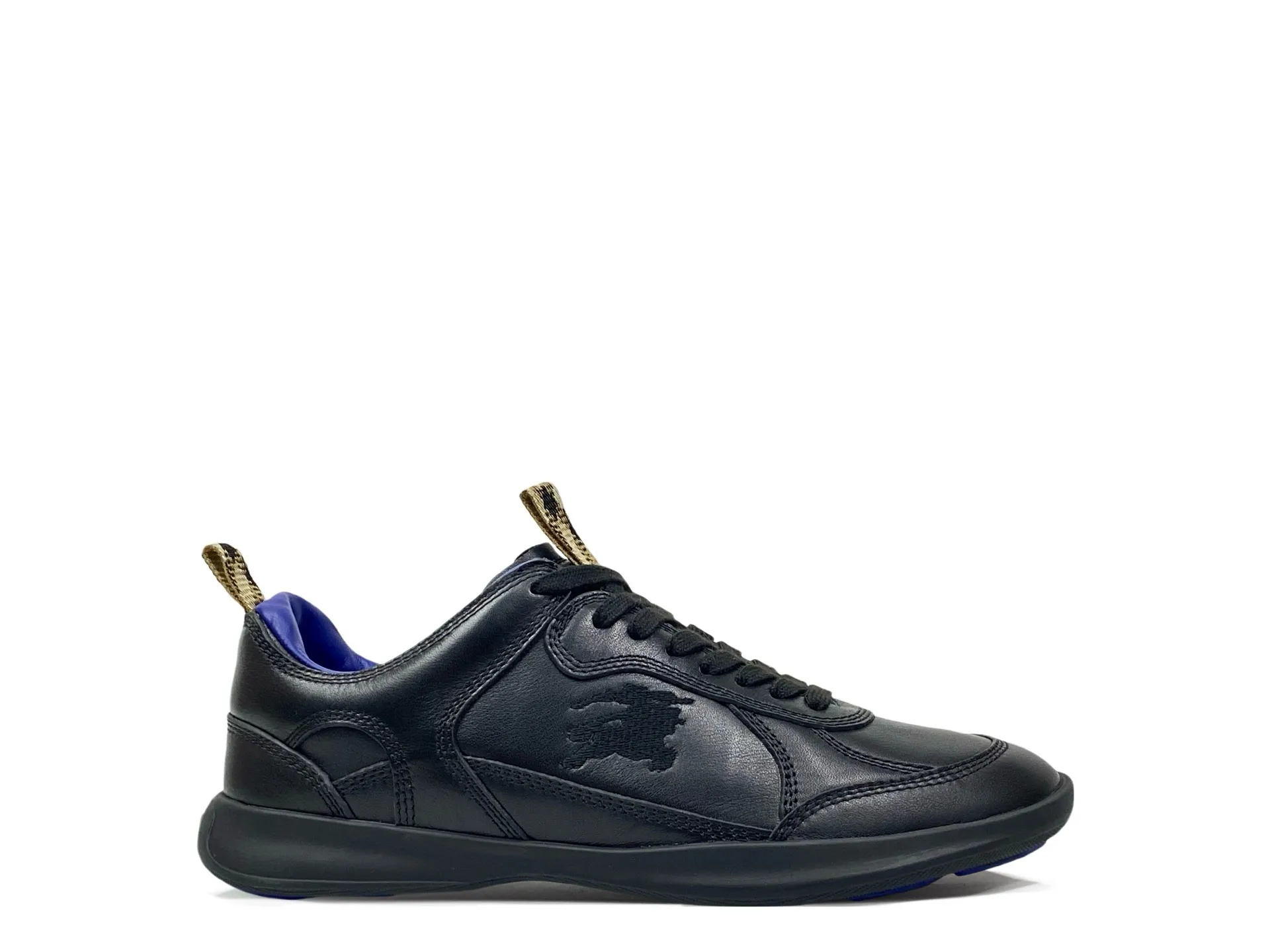 Men's Men's Shoes 💰440 [New Style] 🐝🐝Burberry - Burberr SU25 new MATRIX retro sneakers ♞size; 38-44 (45 customized) calfskin The main style of the summer fashion show, retro and casual, light and comfortable. Burberry made its debut at the brand's 2025 summer fashion show. Made of refined Italian leather with tonal topstitching details, it's inspired by sporty design. Paired with lightweight soles and Burberry check sneakers, they are embellished with embroidery of the brand's Equestrian Knight logo (EKD). - Lace-up design - EKD embroidery on the side - EKD embroidery on the sole